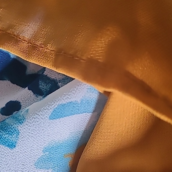 H & M Goldenrod Sheer Floral Print Short Sleeve Blouse Size Small - Picture 4 of 5